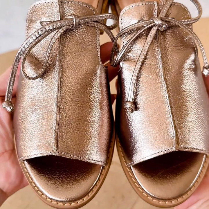 Sandales en cuir à brides