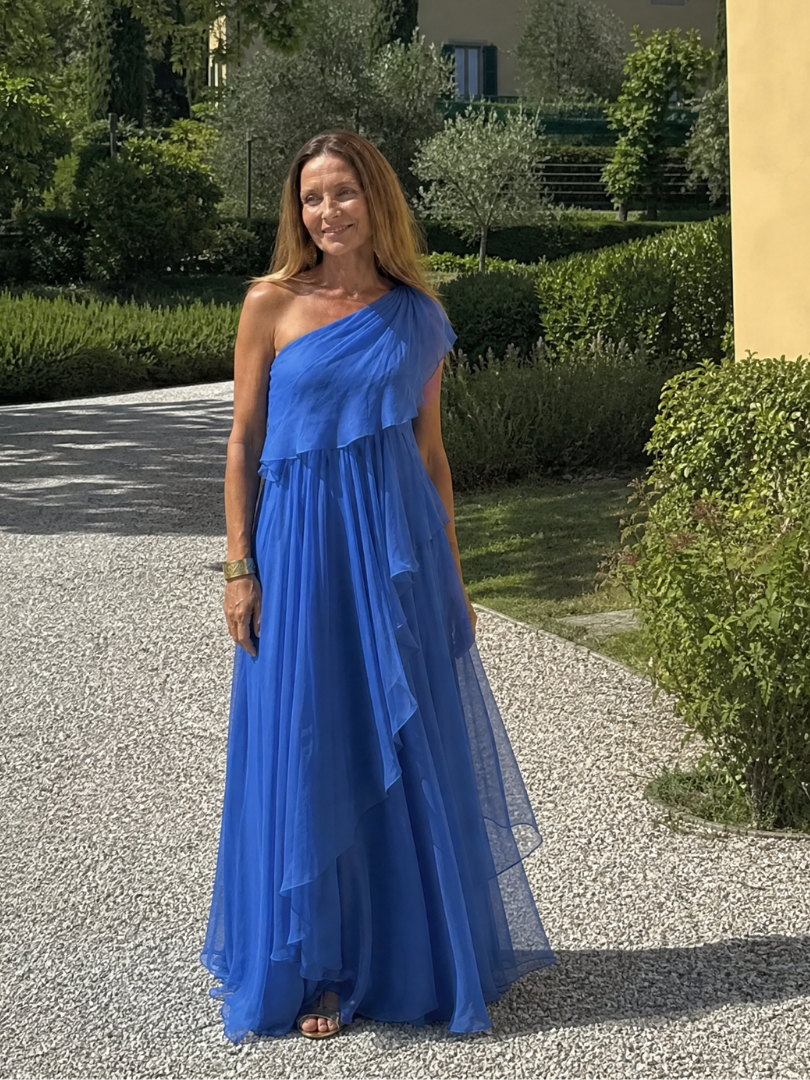 Robe longue en mousseline une épaule