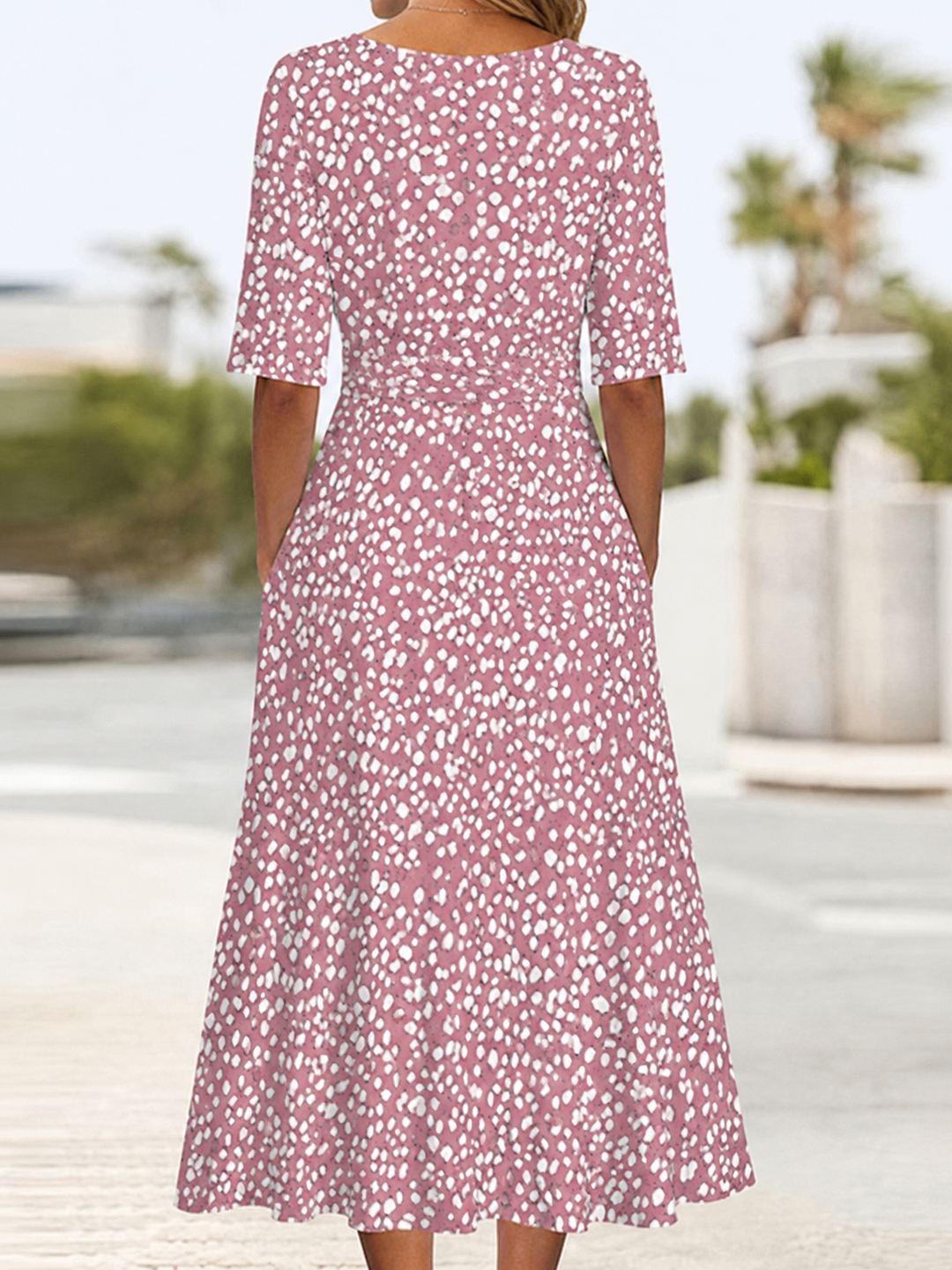 COLETTE | ROBE MIDI À POIS ÉLÉGANTE ET FLATTEUSE POUR LE VENTRE