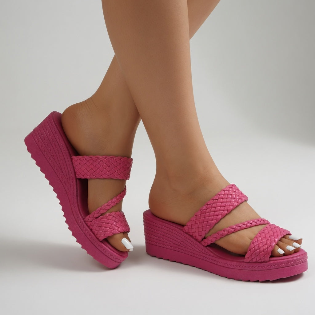 Tresseline™ — Mule compensée tressée colorée pour une légèreté estivale