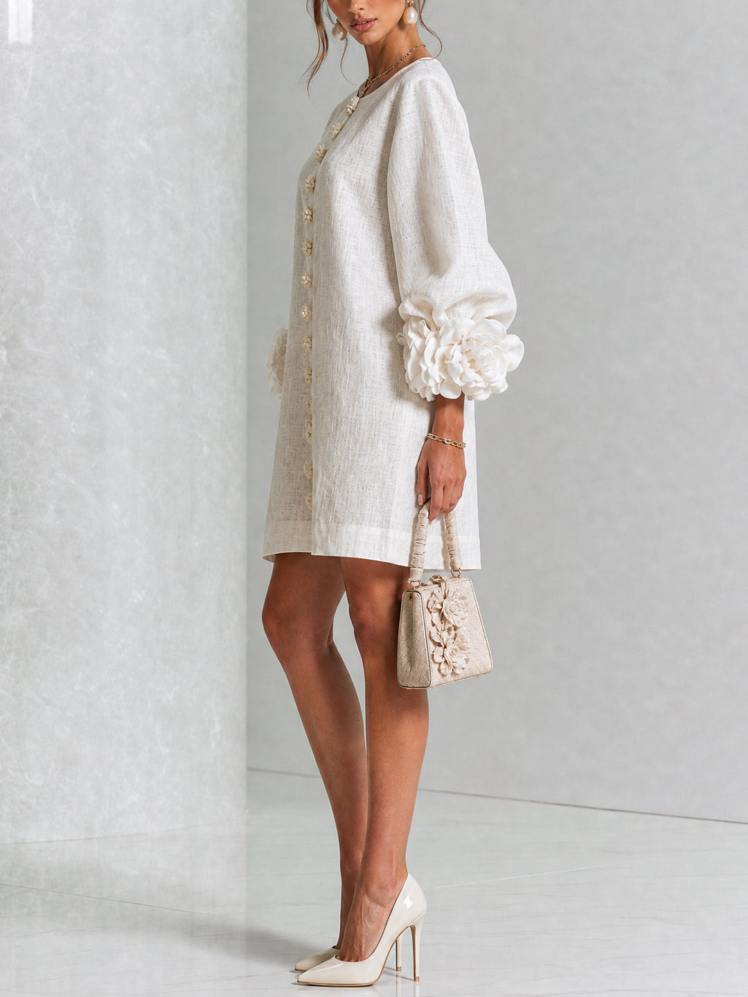 Robe à boutons fleuris