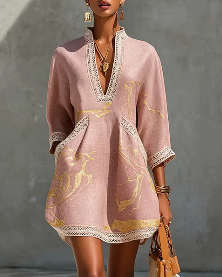Robe à col montant et bord ajouré Rose